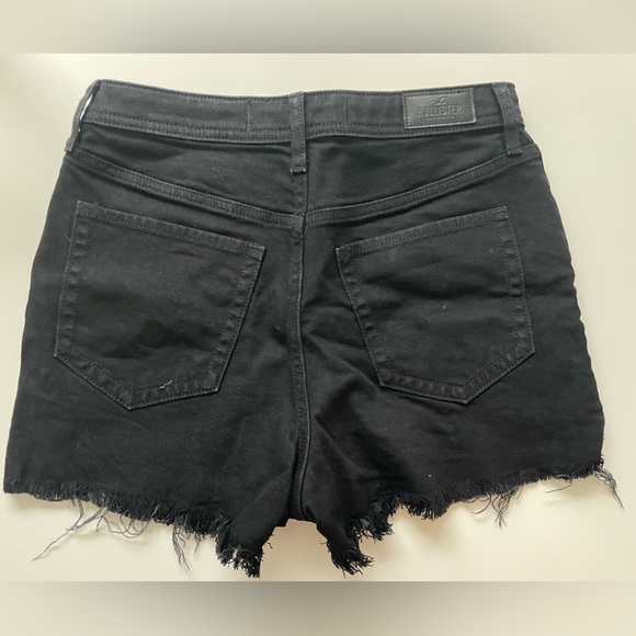 Hollister 3” Jean shorts - Picture 2 of 3